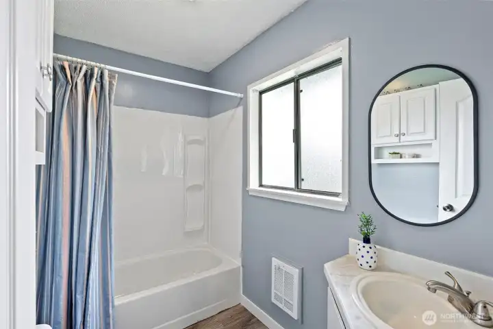 Full Bathroom