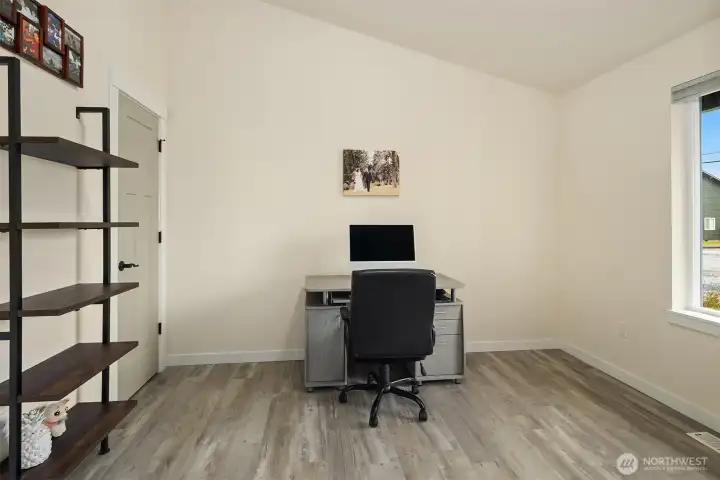 Main floor 4th bedroom or office