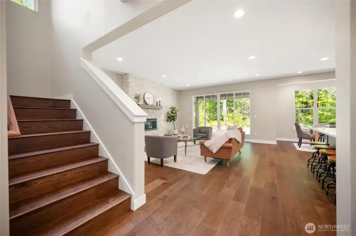 All rooms are upstairs.