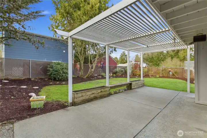 Lovely large Patio
