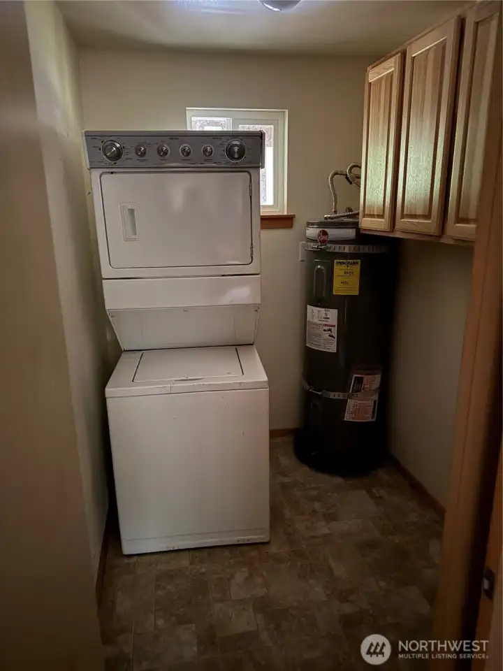 Utility room, stackable washer & dryer stays