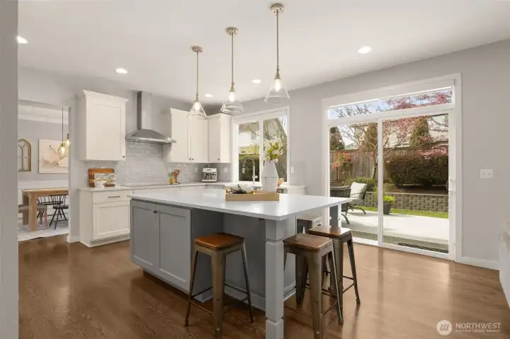 Thoughtful design. Cheerful hub of the home.