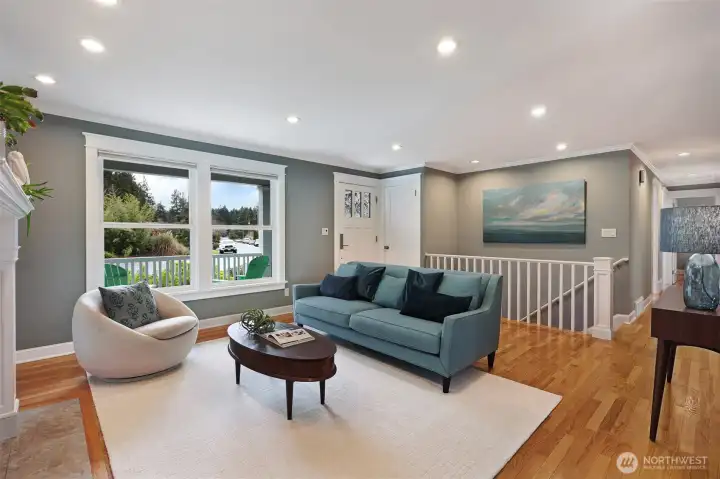 All newer Milgard double-pane windows fill every space with fantastic natural light any time of year.