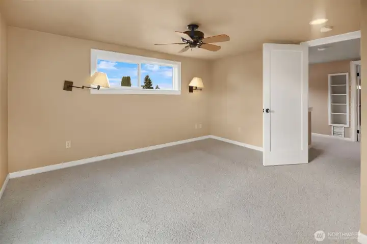 3rd bedroom upstairs