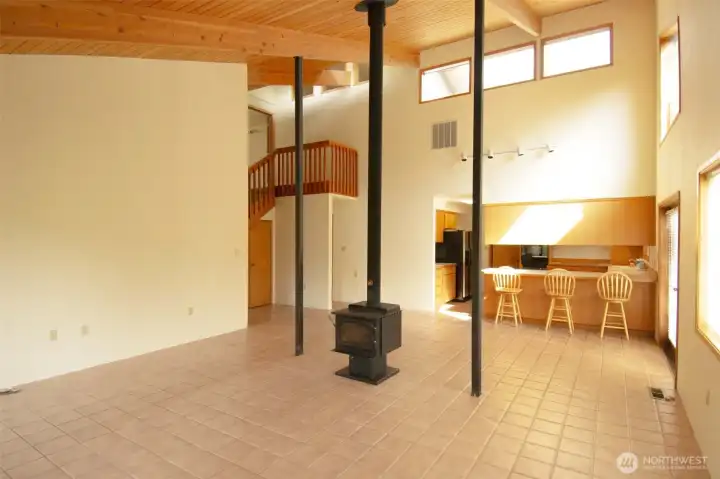 Great room with space for a dining room table