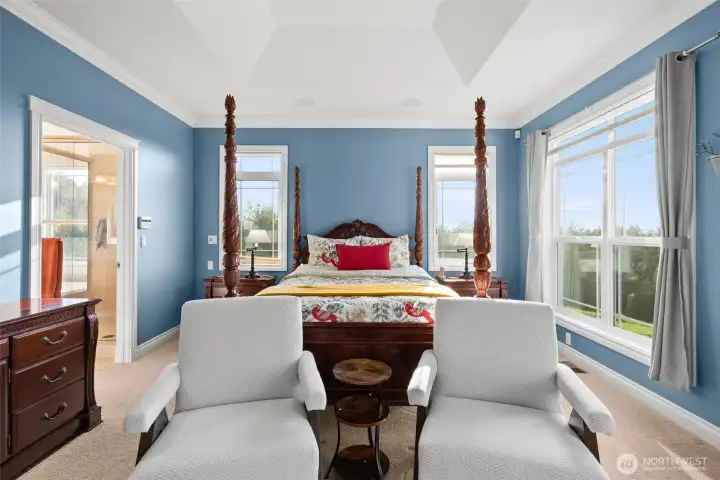 Recessed ceiling for the vaulted ceiling feel