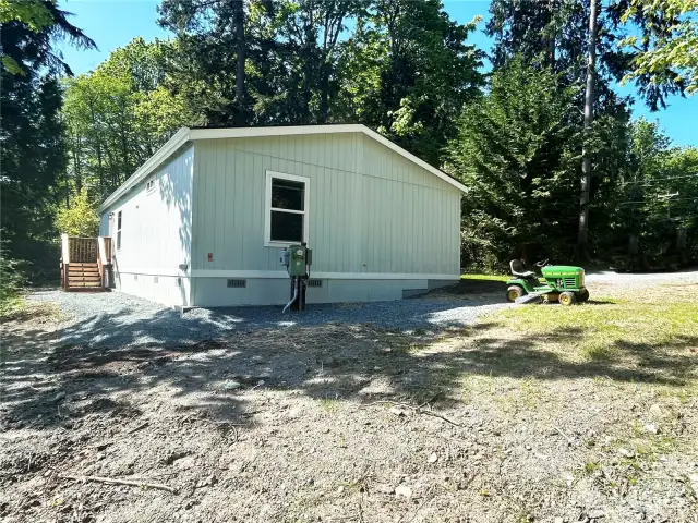 1566 Dallman Rd, Camano Island 98282