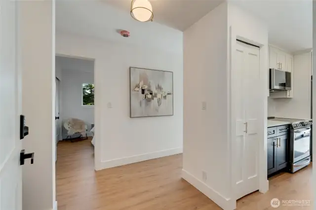 Welcome in to your open concept 1,222 sqft condo in the heart of Bellevue. Custom closet organizers throughout including pantry and coat closets.