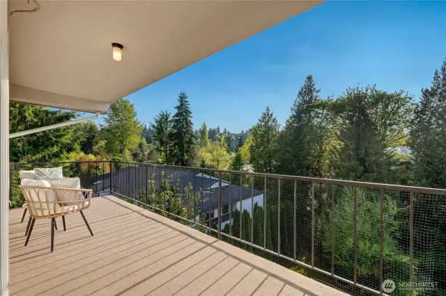 serene and tranquil views from your top floor end unit. Enjoy those beautiful sunsets this summer. Balcony also features nicely sized private storage closet.