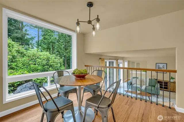 Great eat-in kitchen space