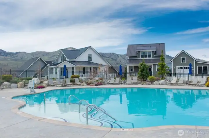 2nd community pool