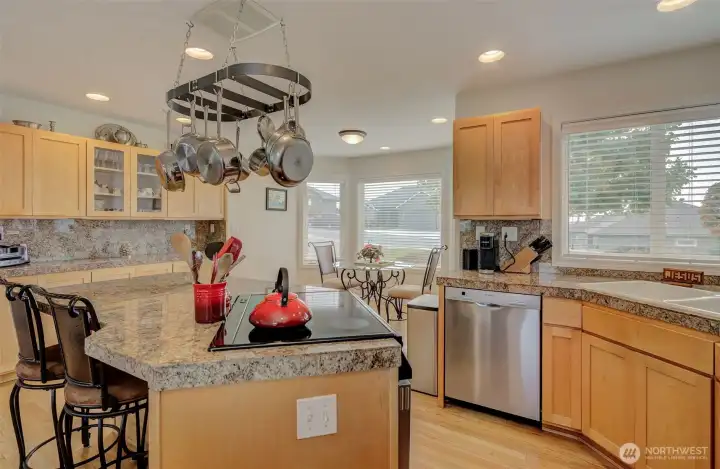 Perfect Kitchen for entertaining!