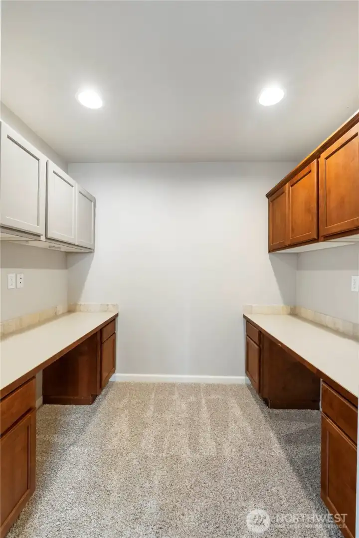 Upstairs Office / Flex Room.