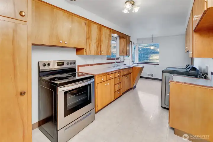 Kitchen with eating area.