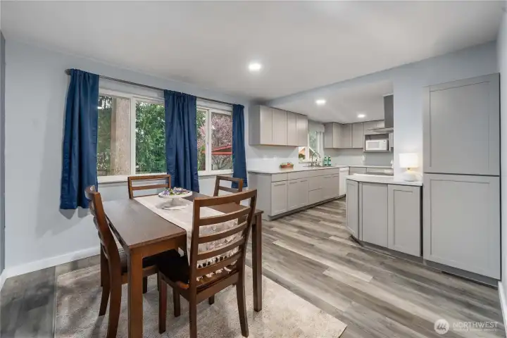 Extra large dining area!