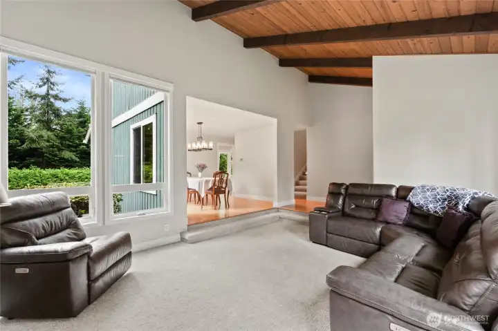 So much natural light.