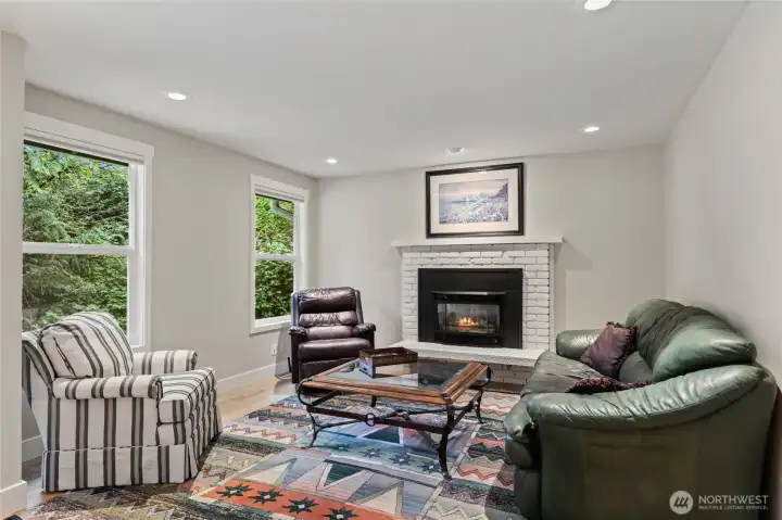 More natural light! All windows have quality blinds.