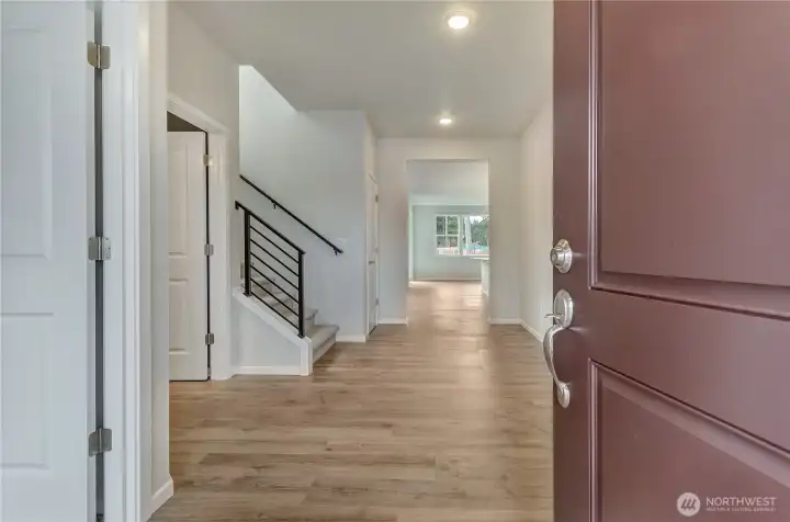 Pictures are from a previously built Vista in the community. They demonstrate the quality that Rush builds and may display upgrades or colors that are no longer available. Pictures are from a previously built Vista in the community. They demonstrate the quality that Rush builds and may display upgrades or colors that are no longer available.