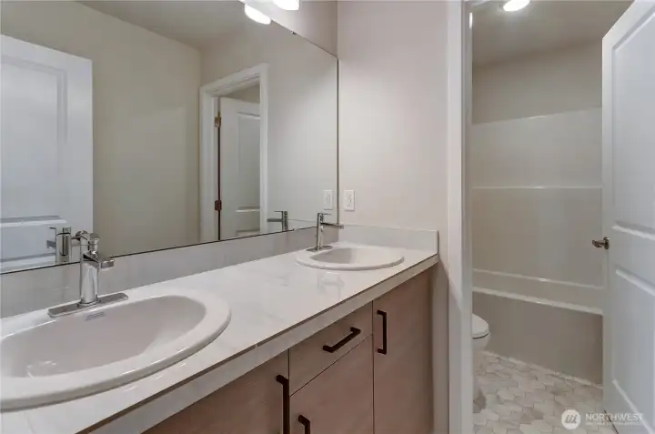 Pictures are from a previously built Vista in the community. They demonstrate the quality that Rush builds and may display upgrades or colors that are no longer available. Pictures are from a previously built Vista in the community. They demonstrate the quality that Rush builds and may display upgrades or colors that are no longer available.