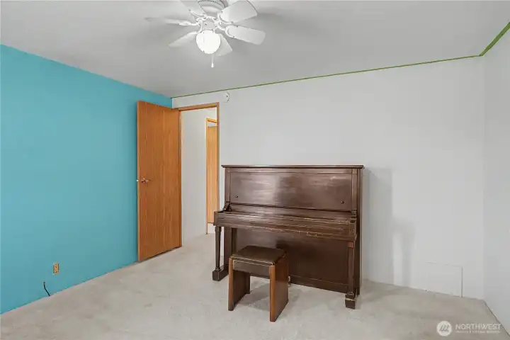 2nd bedroom 2nd bedroom