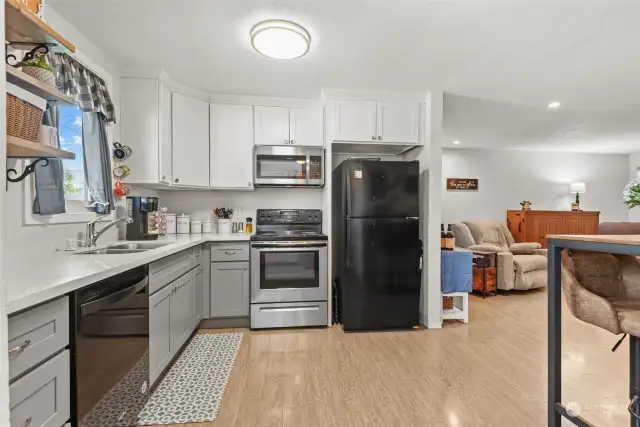 Newly remodeled home includes a full remodeled of the kitchen.