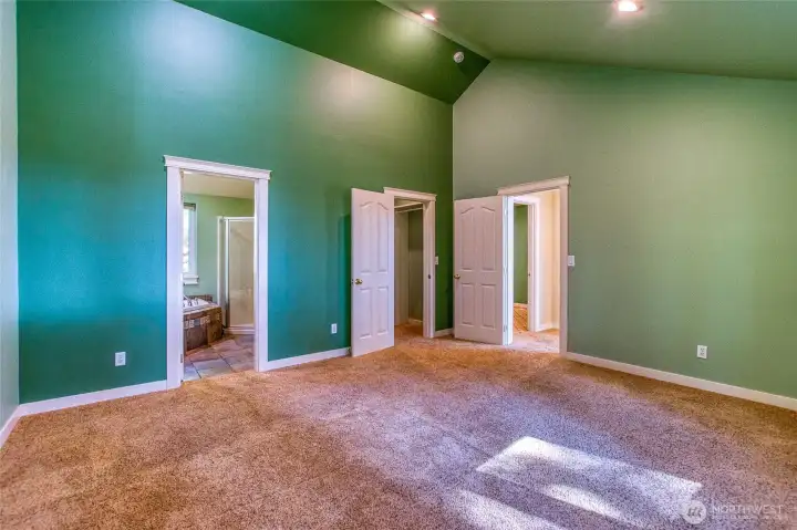 Bedroom showing door to bathroom