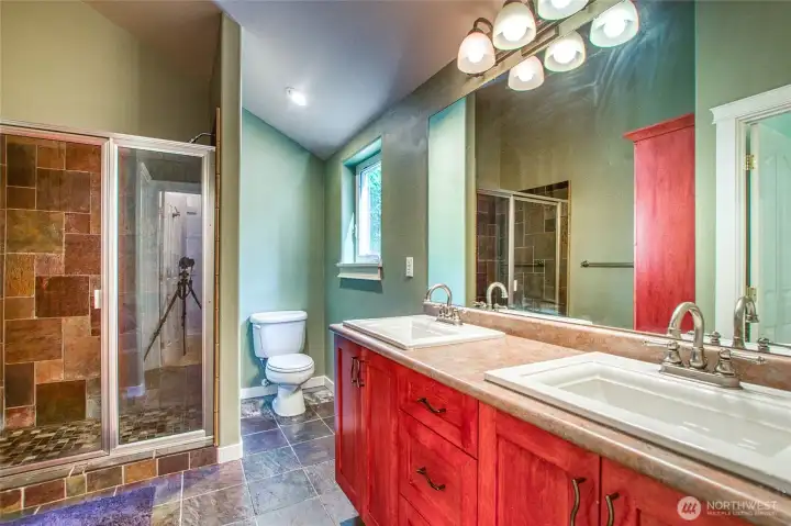 Bathroom for ensuite