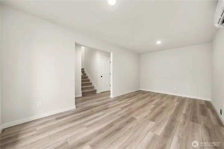 Photos of same plan home