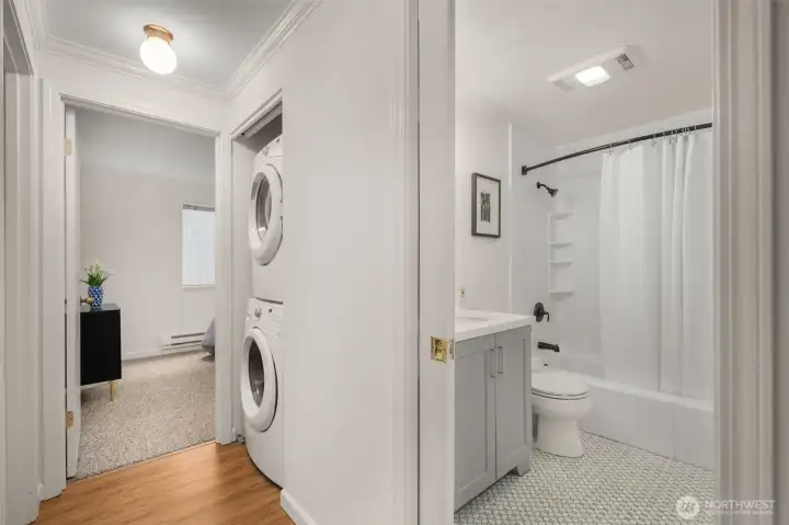 In-unit Washer/Dryer!