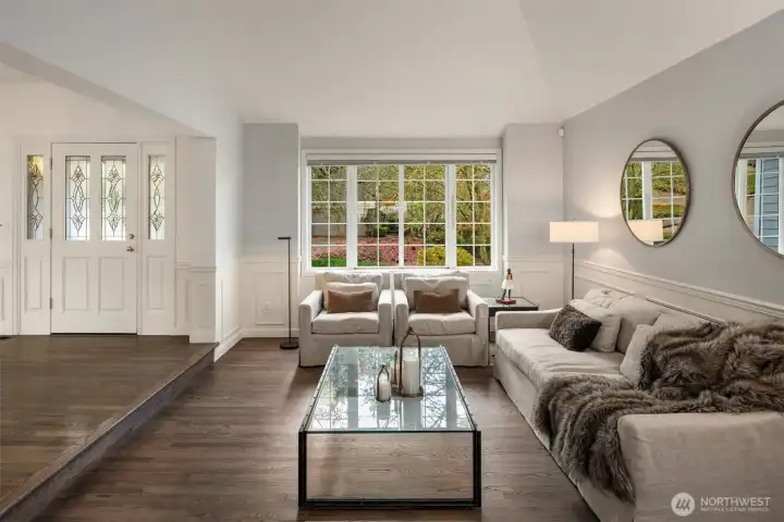 Living Room Toward Entry