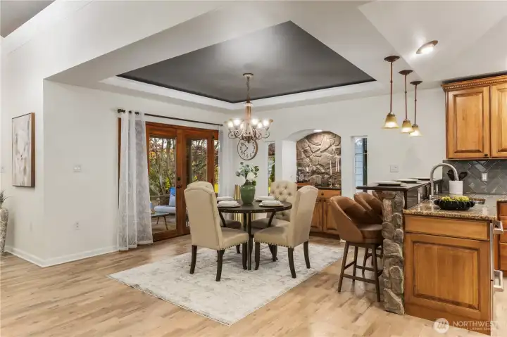 Dining Area w Wine Fridge