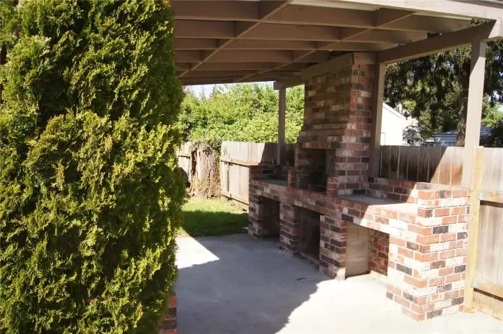 Covered BBQ Patio Area