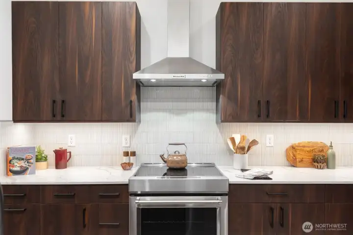 Photos are for illustrative purposes only and may depict a different floor plan, finishes or features other than the actual home for sale.