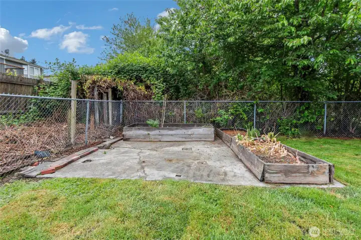 Large garden for all your veggies