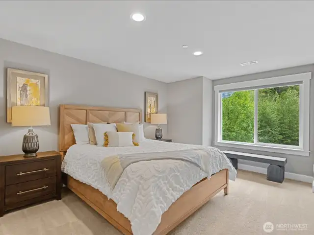 Bedroom 4 en suite with walk in closet and King bed