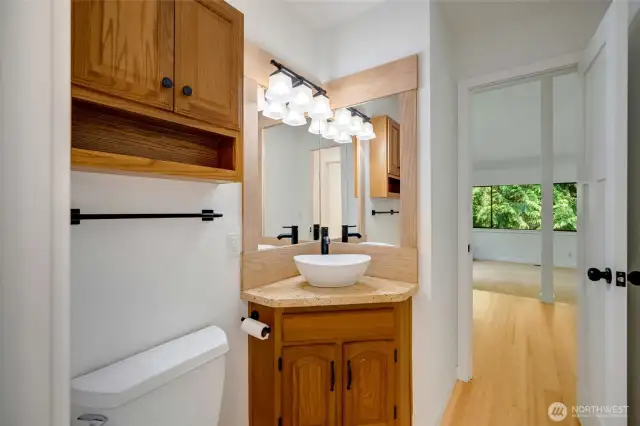 Continental Half-Bath on Main
