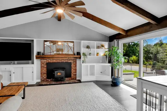 Built-in shelves and slider to backyard.