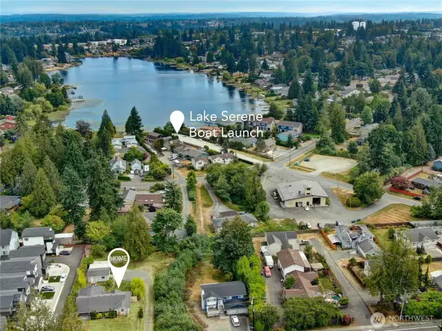 Just a short stroll to Lake Serene and the public boat launch.