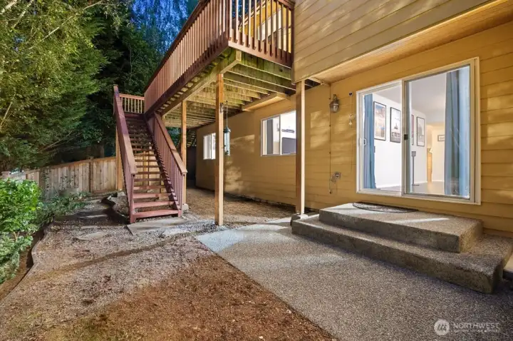 Low maintenance yard, new fence in 2023. Private feel.