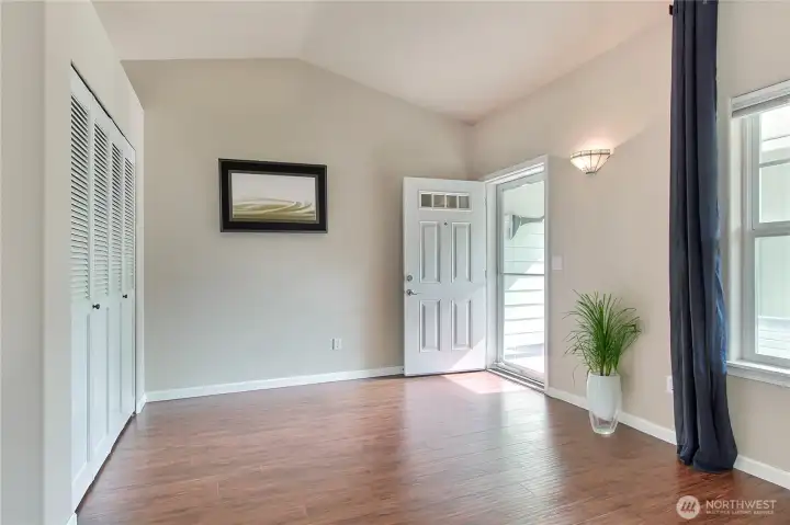 Laminate floors throughout the main living areas and bedrooms!