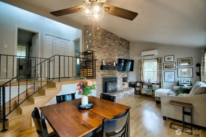 Eating and living space