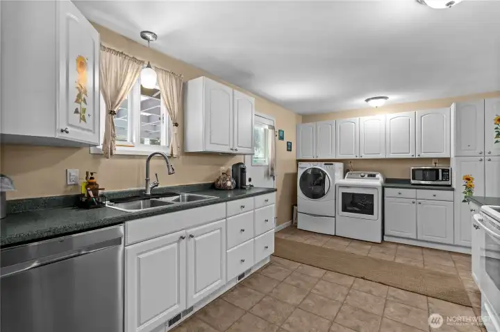 Enjoying the backyard view is certain to make doing dishes easier, right?