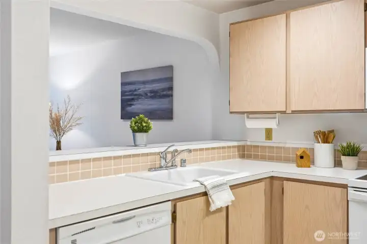 Well-maintained kitchen with plenty of storage