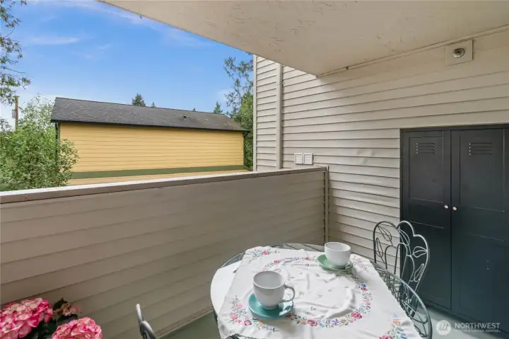 Private back deck