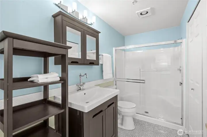 Main floor Bathroom