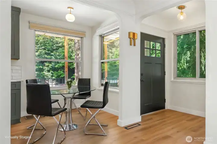 Eating nook adjacent to the kitchen.