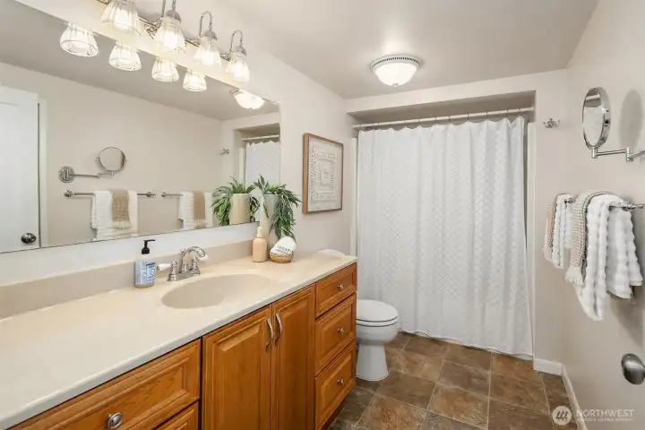 Downstairs full bath