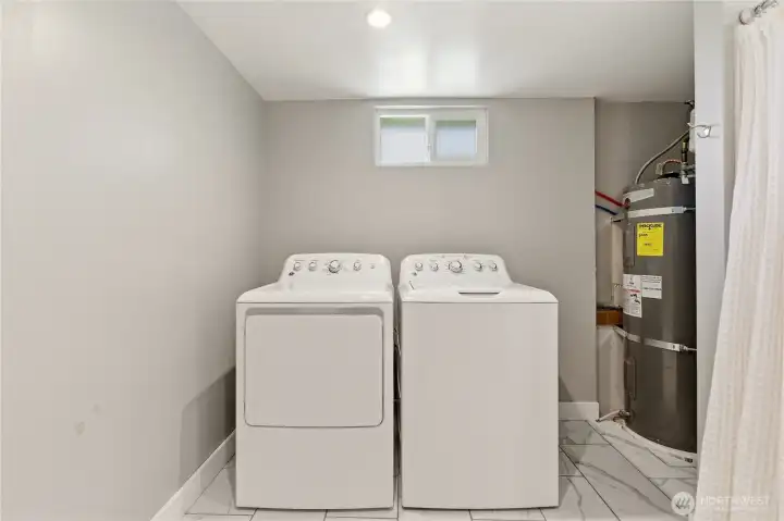In-floor heating in bathroom/laundry In-floor heating in bathroom/laundry