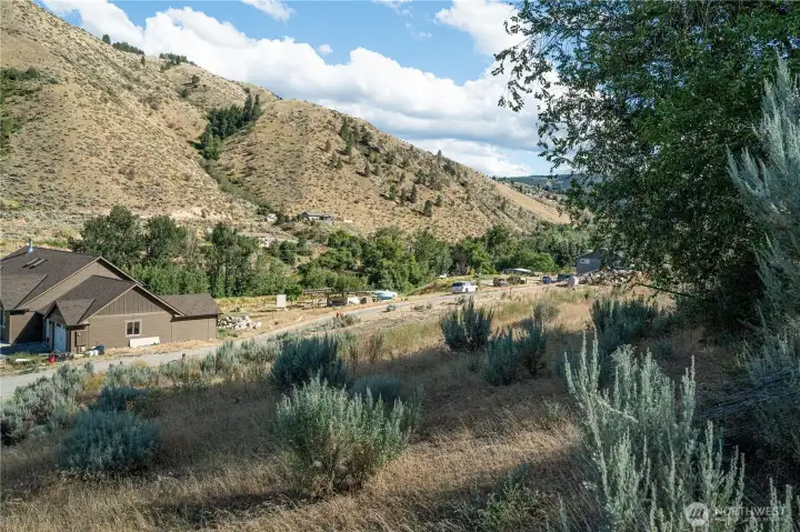 Large Spacious Lot Large Spacious Lot