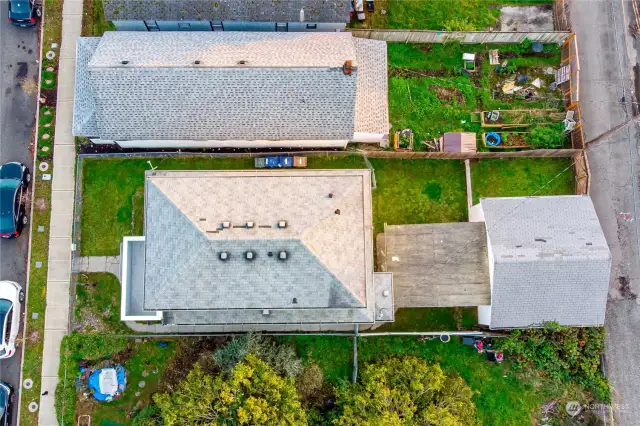 Compact lot is low maintenance - DADU where garage is? Maybe!